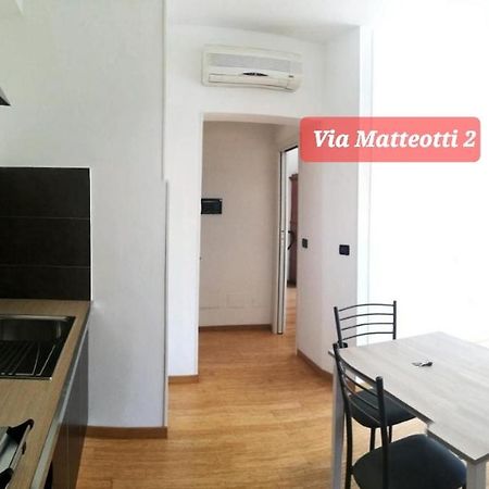 Via Matteotti & Via Carracci Apartments Bolonya Dış mekan fotoğraf